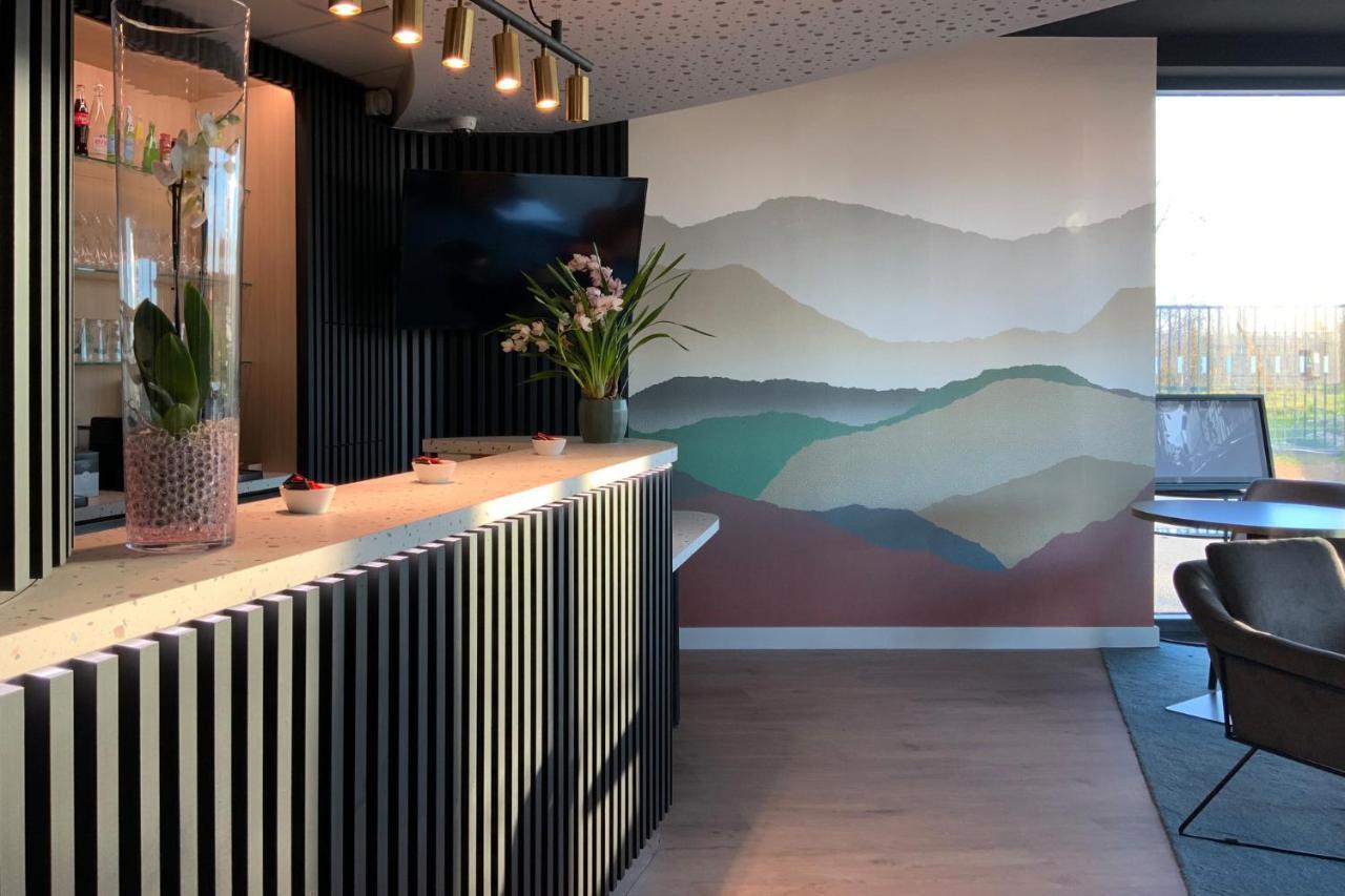 Hotel Akena Troyes - La Chapelle St-Luc Les Noes-pres-Troyes Eksteriør bilde